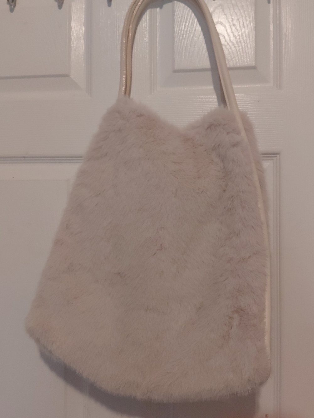 Victoria's Secret Faux-Fur Tote Bag Shoulder Bag in Cream